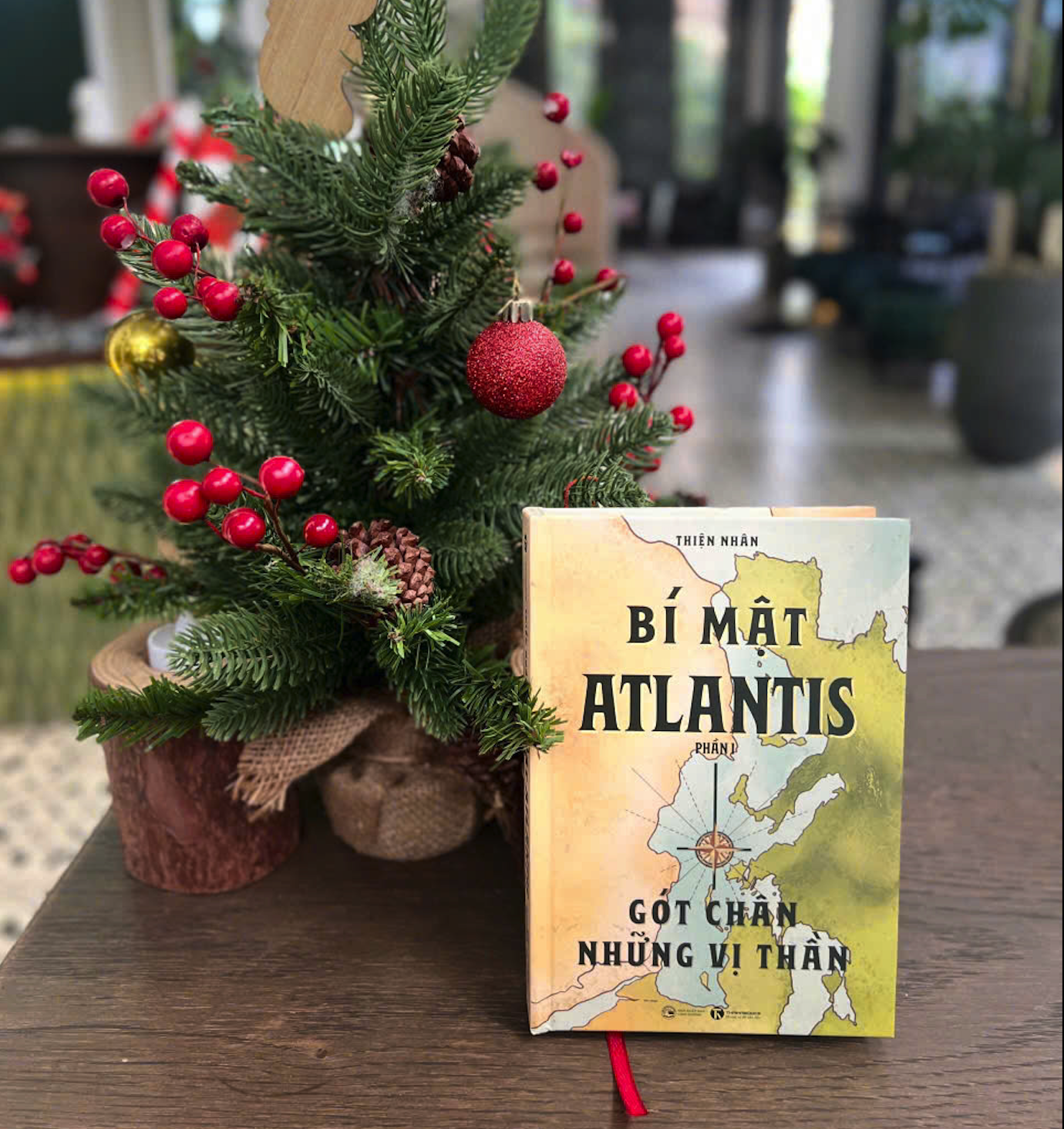 Original book. Bí Mật Atlantis - Gót Chân Những Vị Thần.